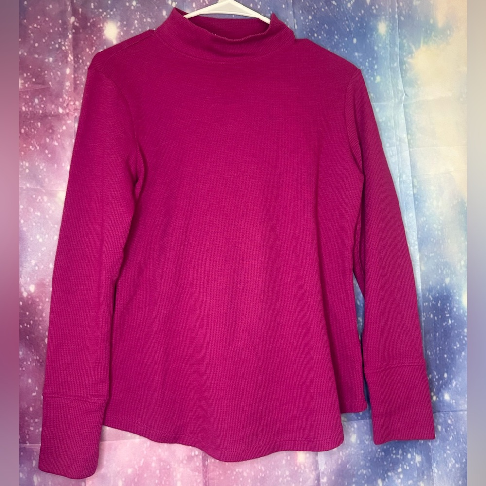 D&co essentials pink long sleeve shirt 🛍